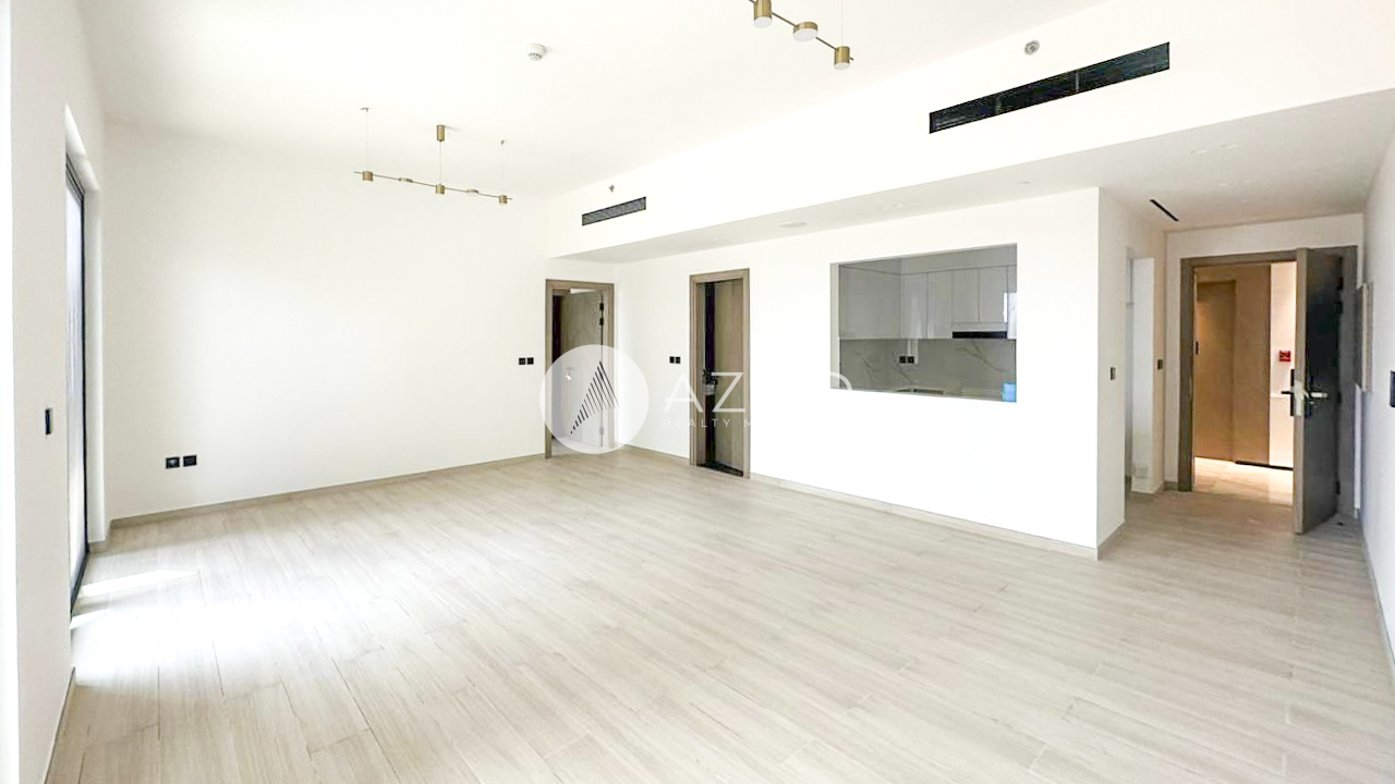 Spacious Layout | Ready to Move | Prime Location