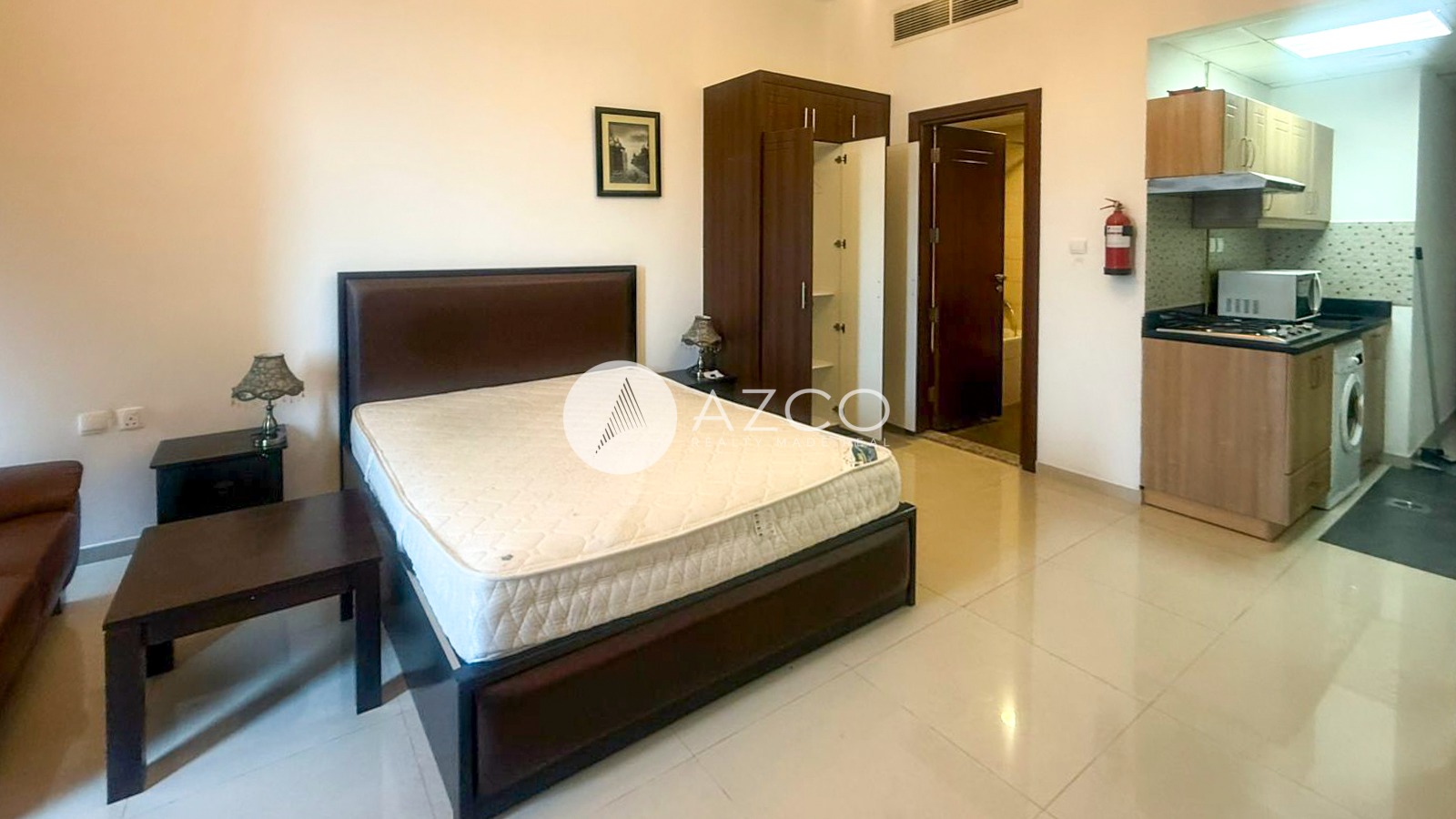 NEAR TO SCHOOL | FAMILY BUILDING | GOLF VIEW